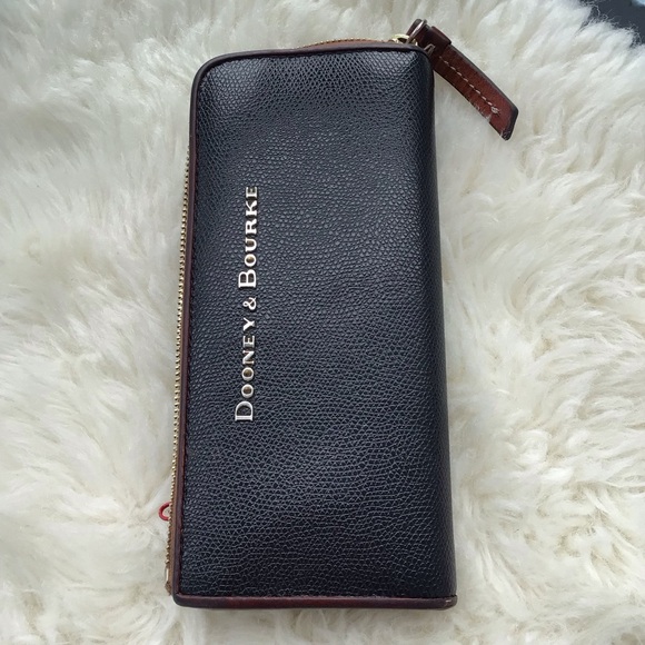 Dooney & Bourke All Weather Leather Long Zip Around Multi-compartment Clutch Bag - Picture 10 of 10